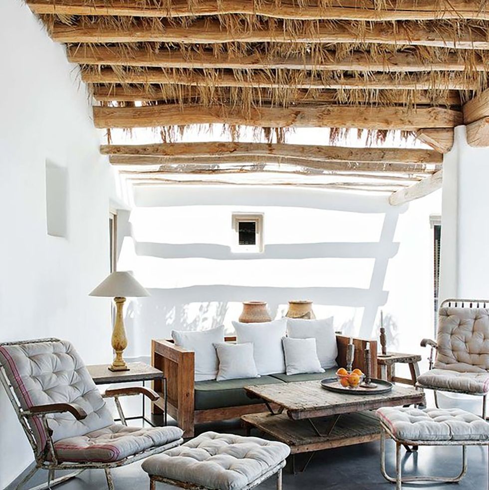 casa tipica de tara in ibiza veranda cu pergola