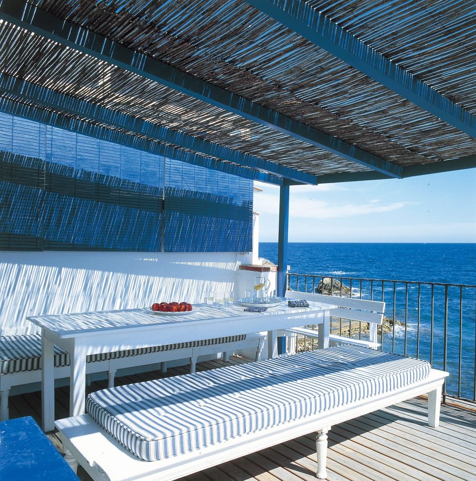 idei pentru a crea umbra in afara tuturor, pergole, stuf