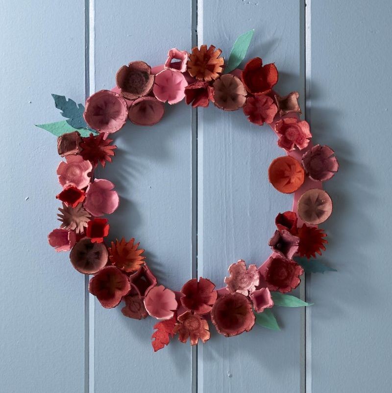 coroana de Paste din carton de oua